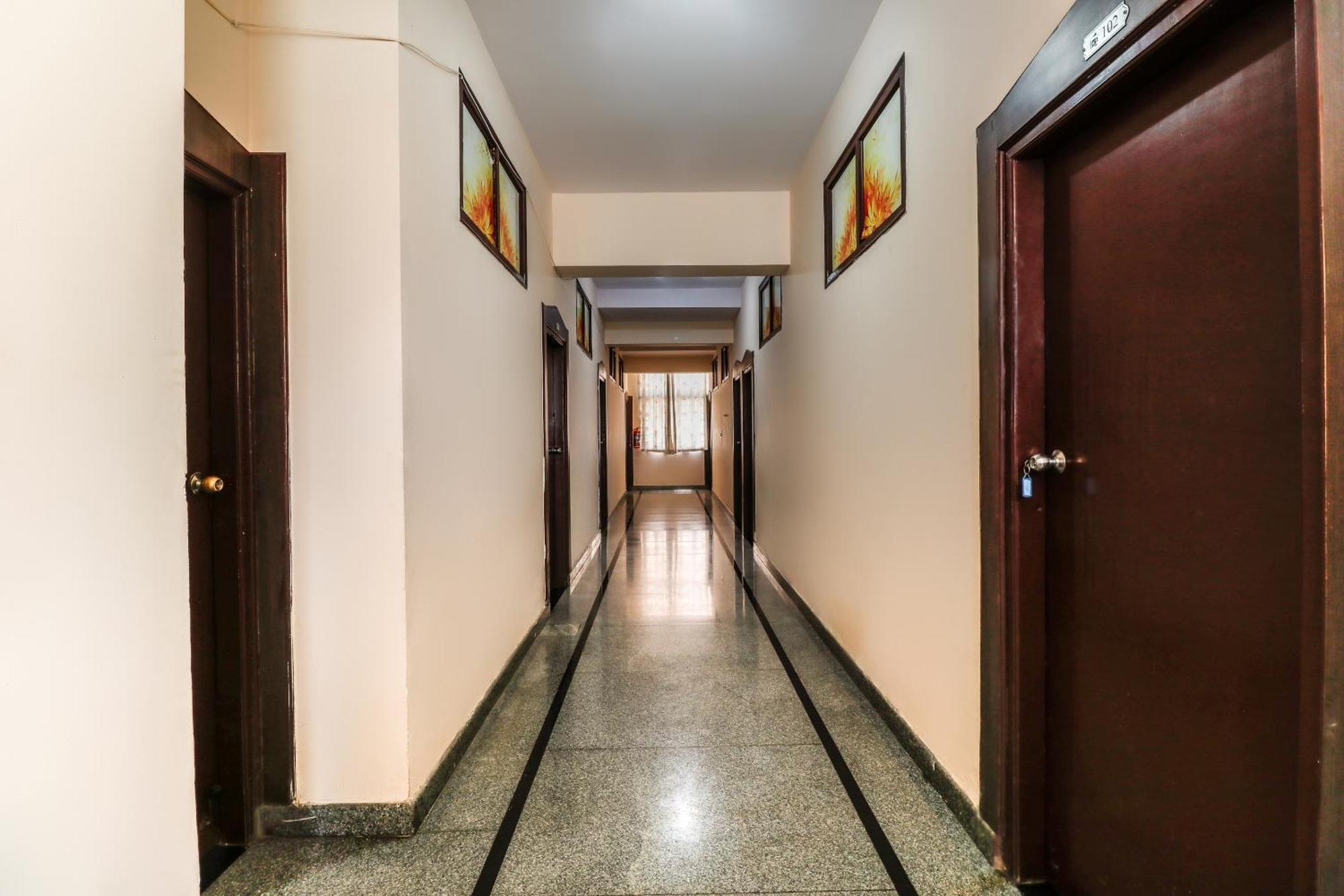 Hotel O Jeevan Residency Mysore Exteriör bild
